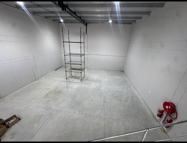 325M² WAREHOUSE TO LET IN BALLITO CENTRAL